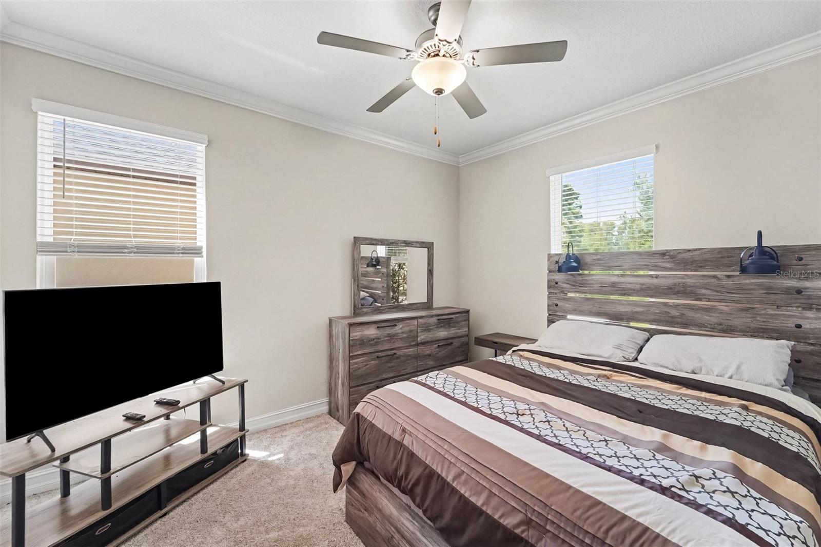 21590 VIOLET PERIWINKLE DR — photo 33