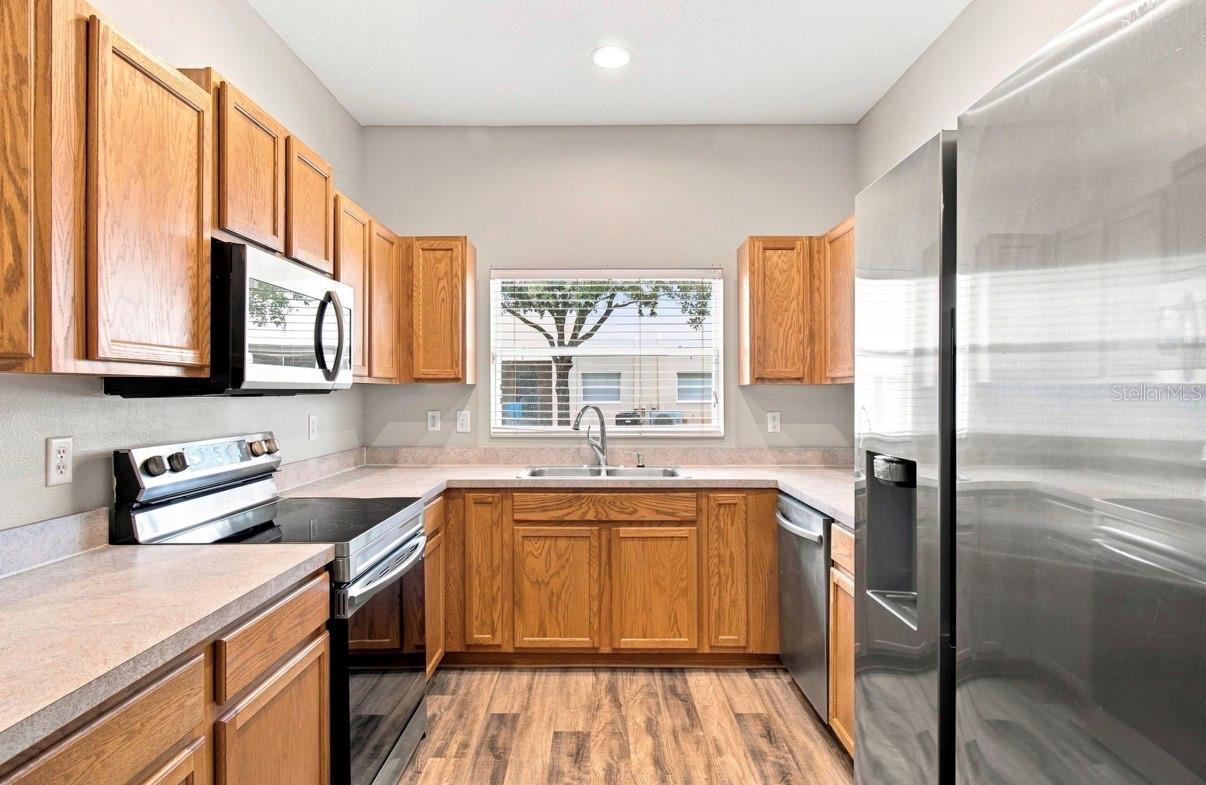 9904 VENETIAN RIVER WAY — photo 4