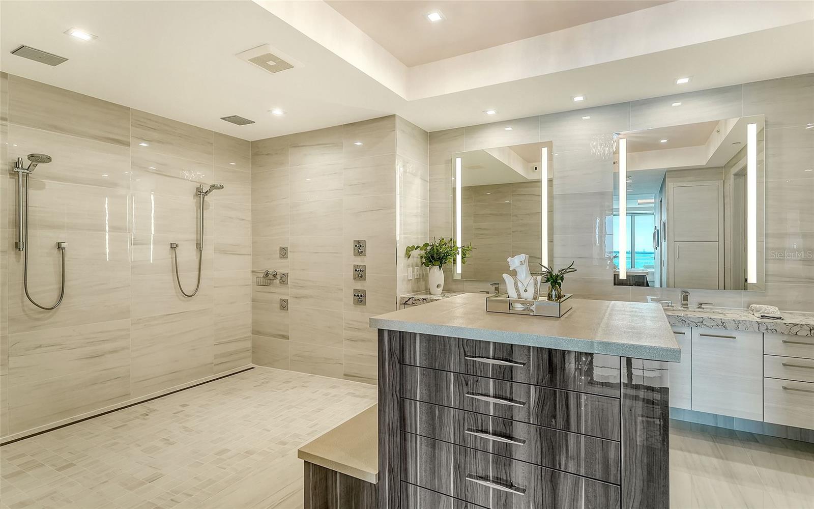 401 QUAY COMMONS #805 — photo 33