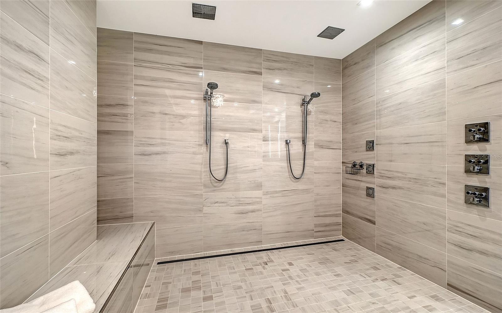 401 QUAY COMMONS #805 — photo 35