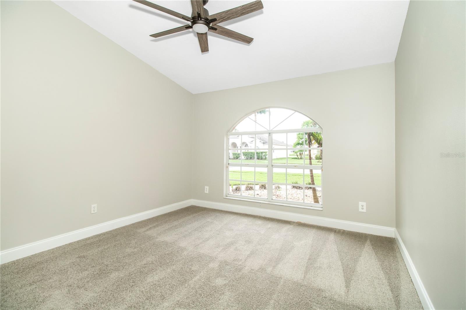 4700 BALSAM DR — photo 17
