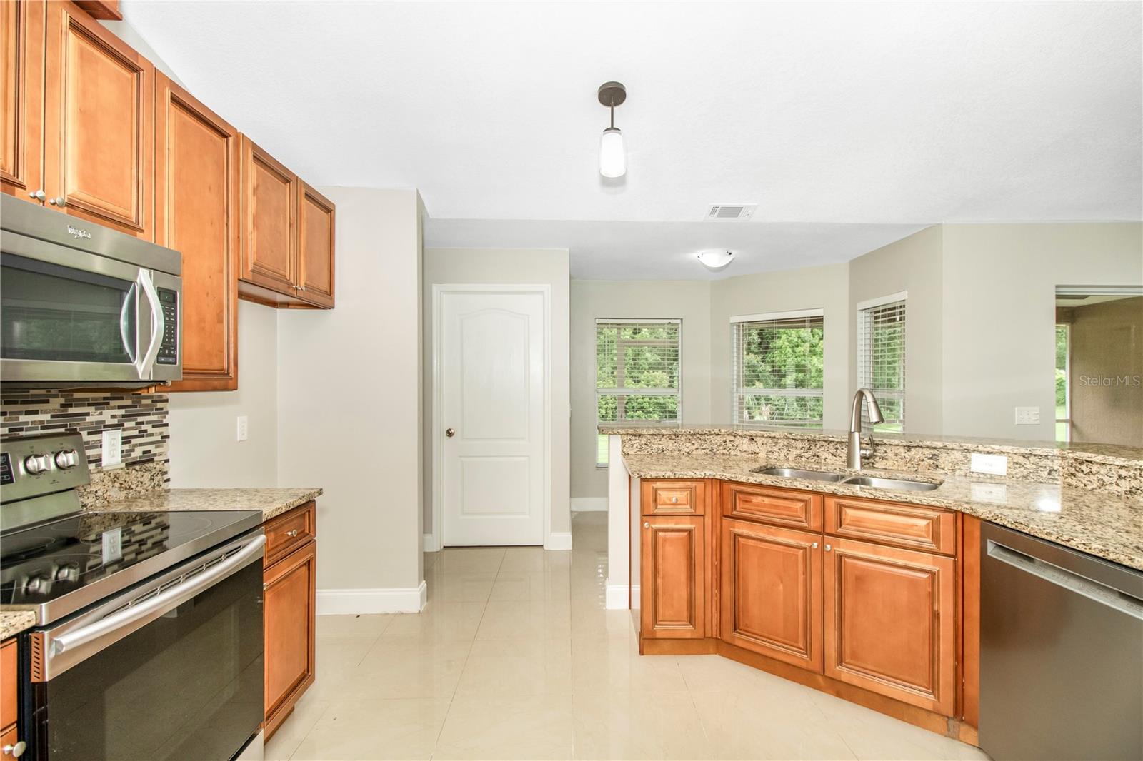 4700 BALSAM DR — photo 8