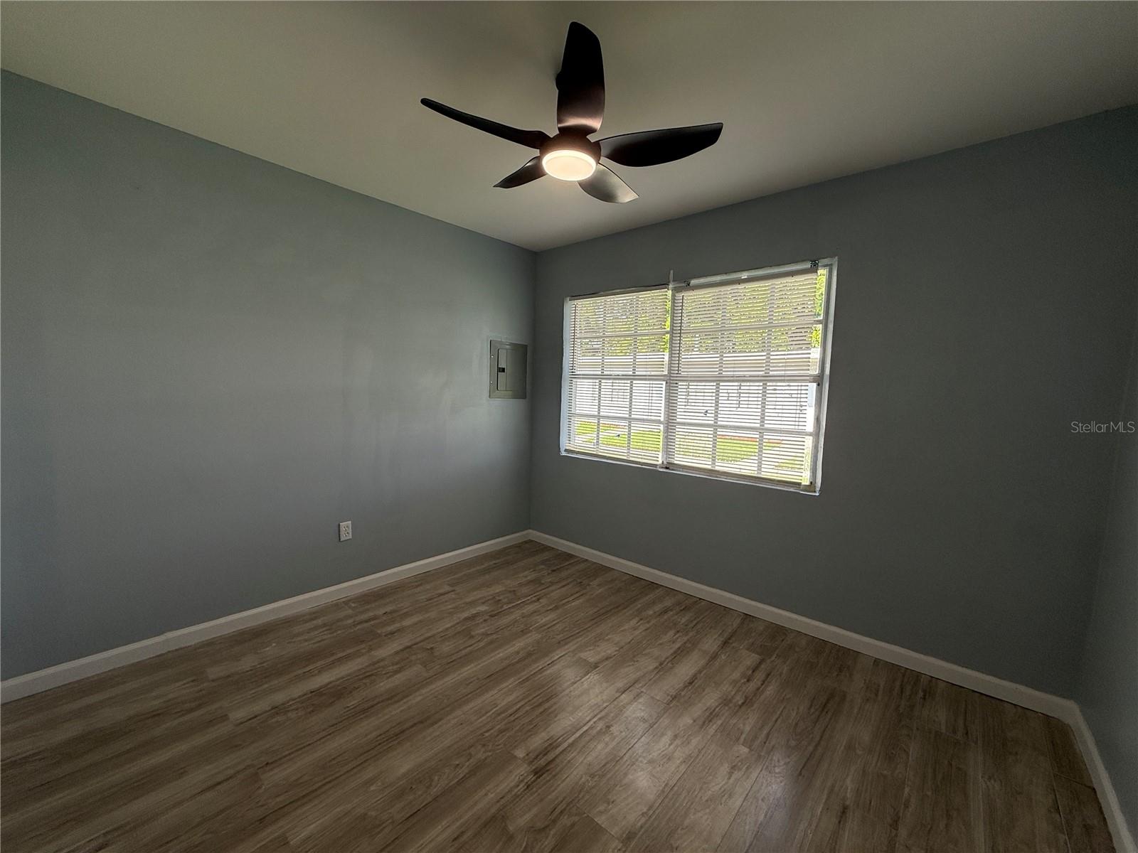 3408 E DR MARTIN LUTHER KING JR BLVD #4 — photo 8