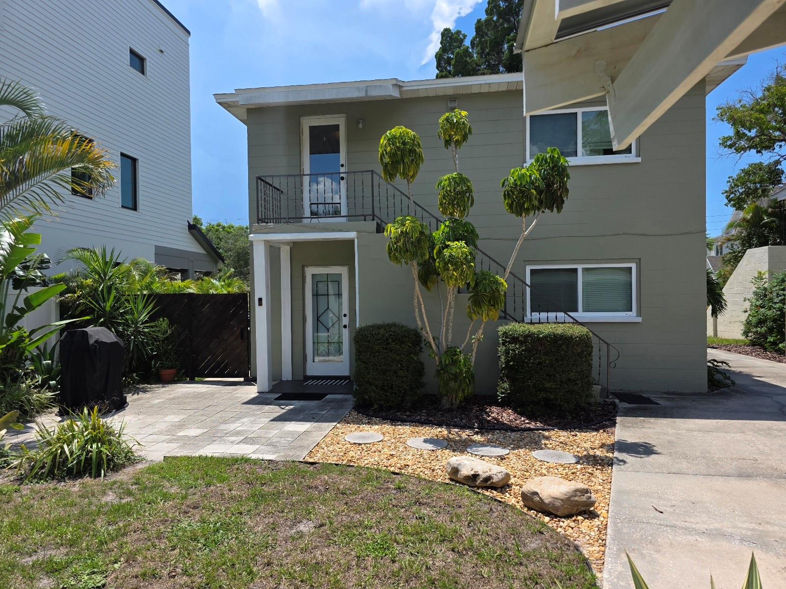 1520 S HABANA AVE — photo 9