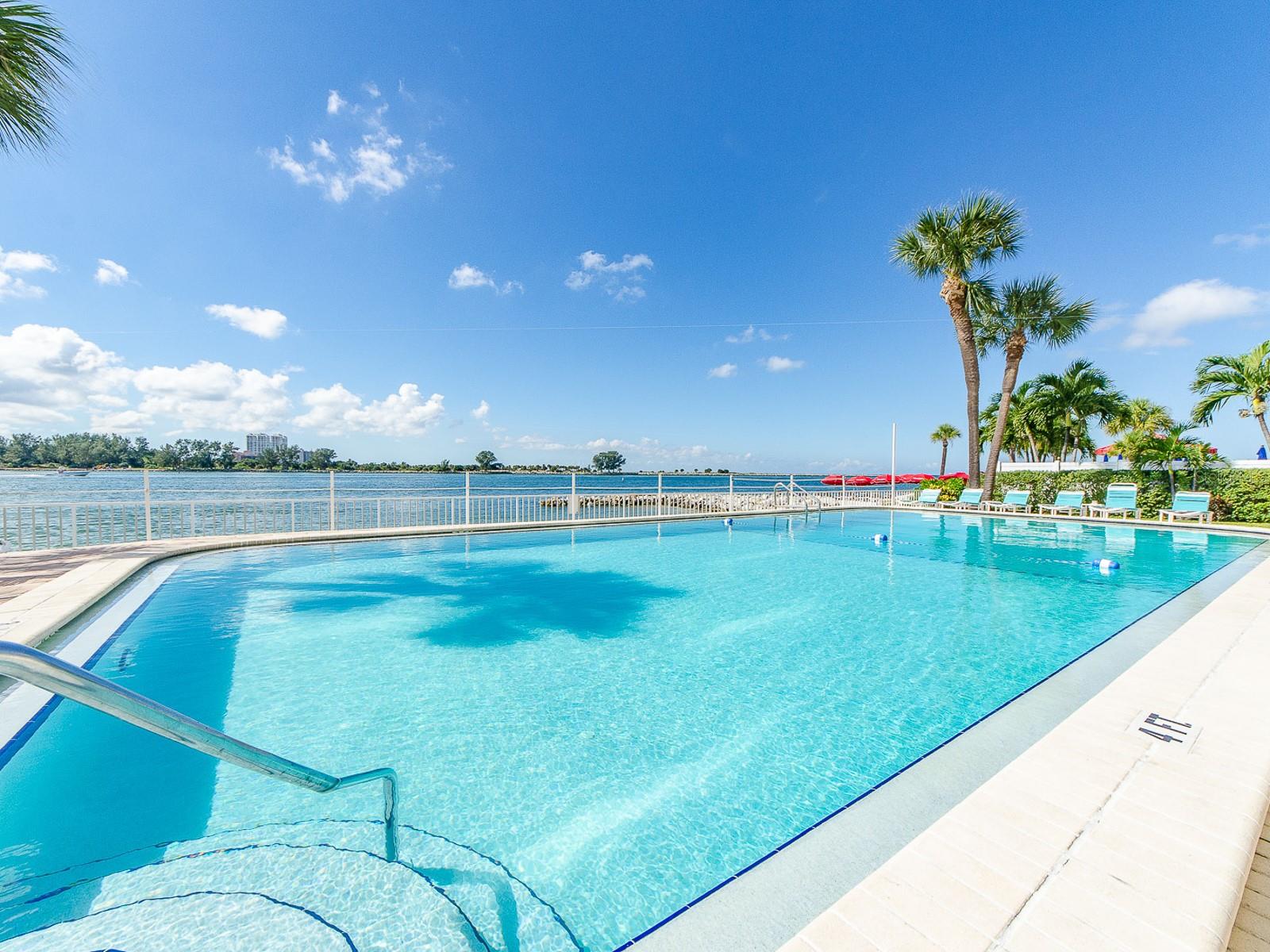 675 S GULFVIEW BLVD #1007 — photo 30