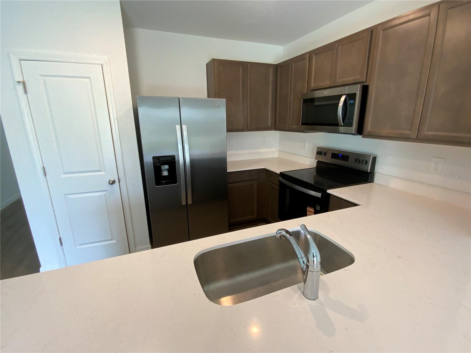 32562 MIDSUMMER NIGHT LANE — photo 5