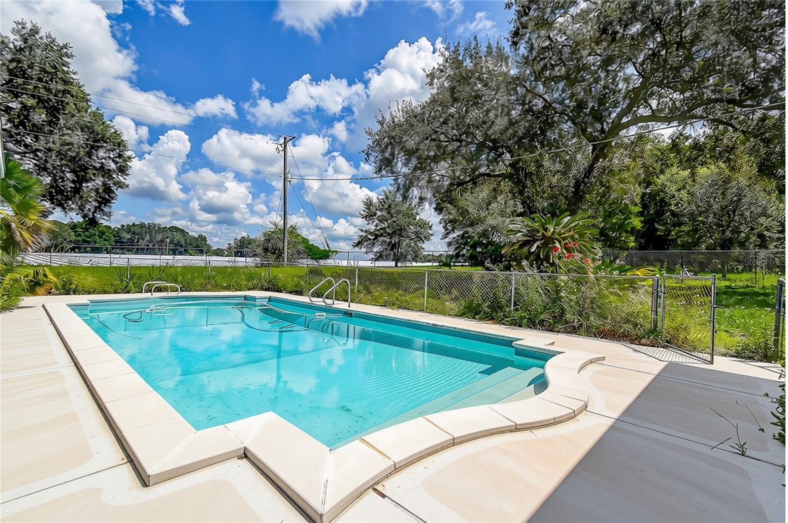 11327 CARTER GROVE LN — photo 41
