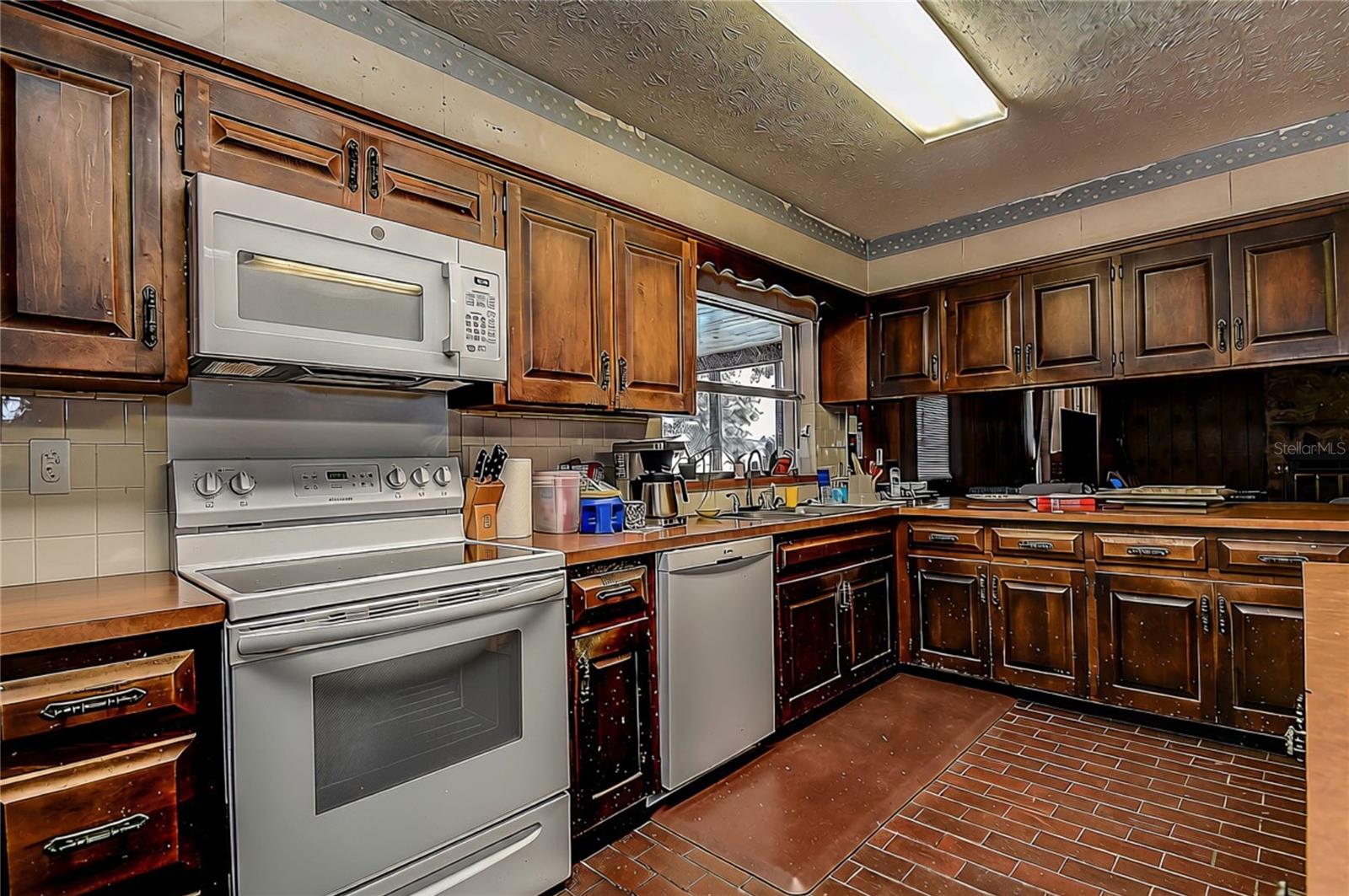 11327 CARTER GROVE LN — photo 16