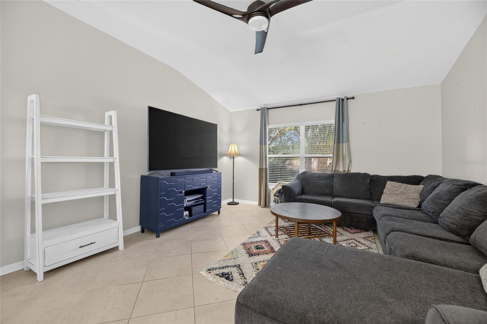 22240 WILLOW LAKES DR — photo 18