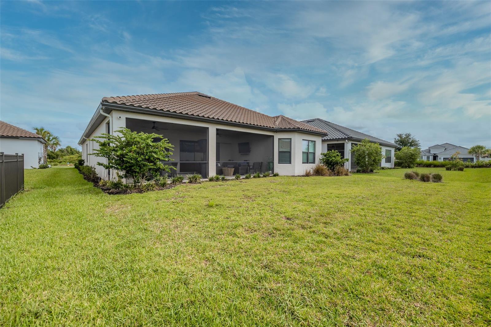 4727 FRECCIA LOOP — photo 45