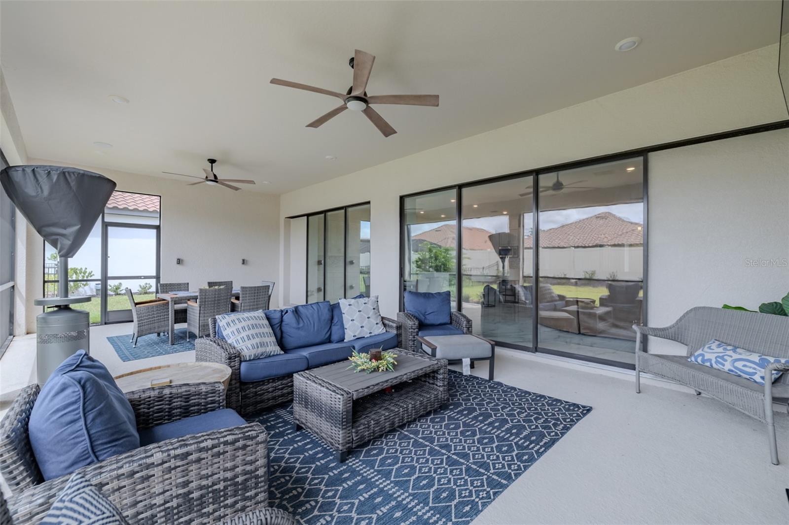 4727 FRECCIA LOOP — photo 36