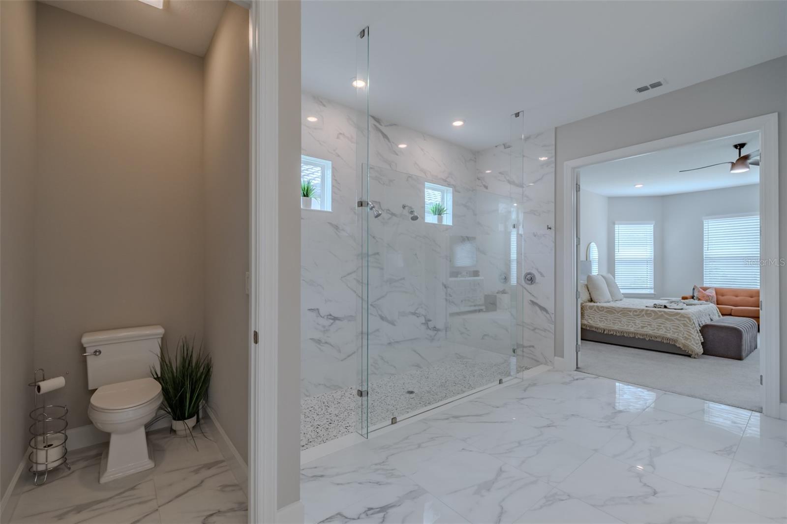 4727 FRECCIA LOOP — photo 32