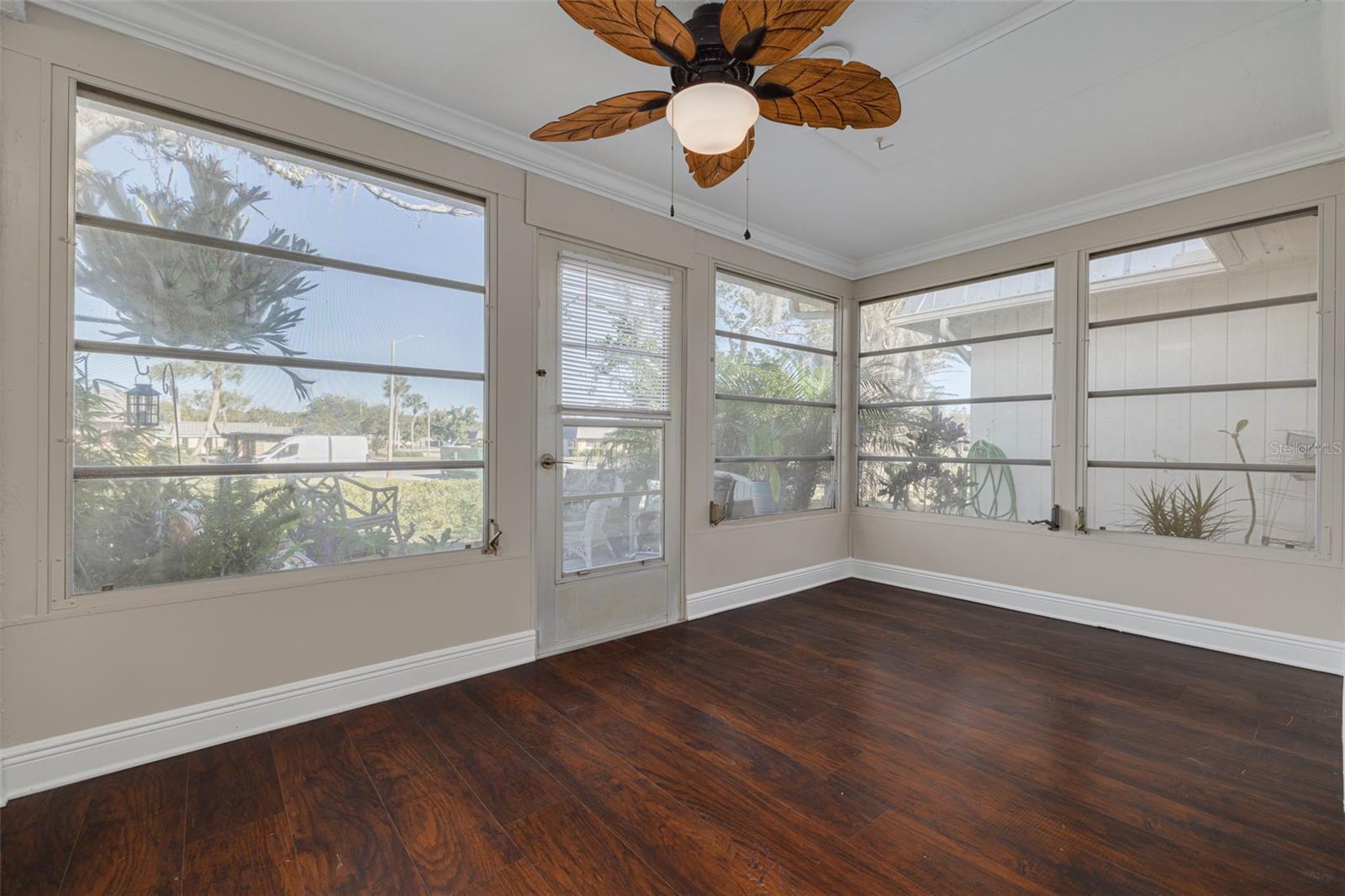 Home in NEW PORT RICHEY — photo 12