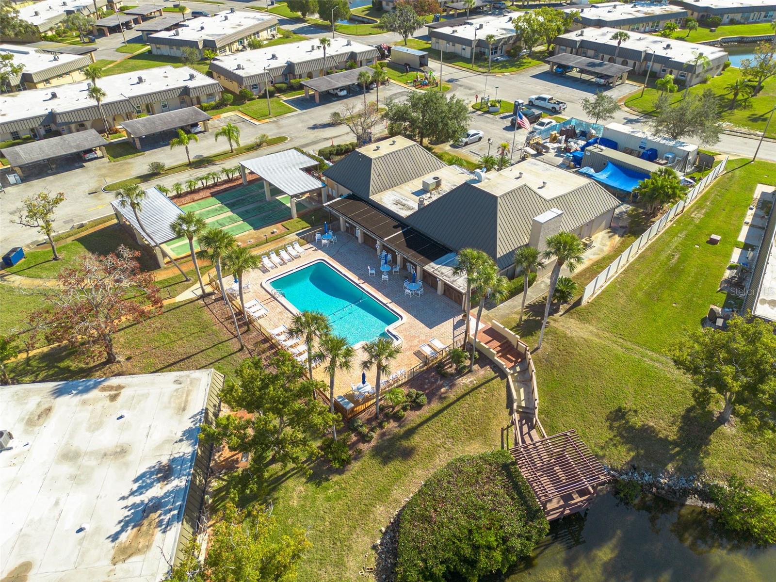 Home in NEW PORT RICHEY — photo 32