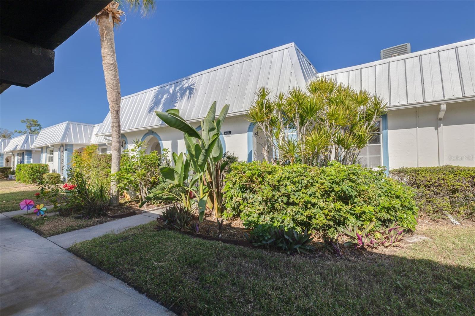 Home in NEW PORT RICHEY — photo 4