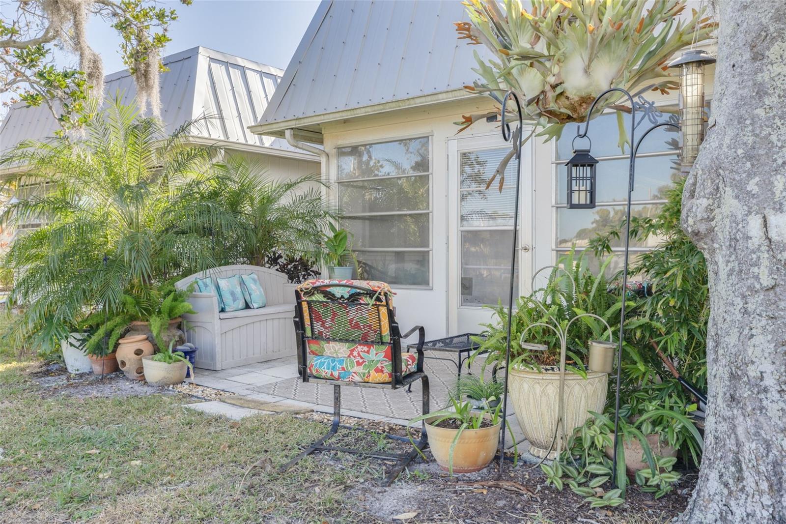 Home in NEW PORT RICHEY — photo 27