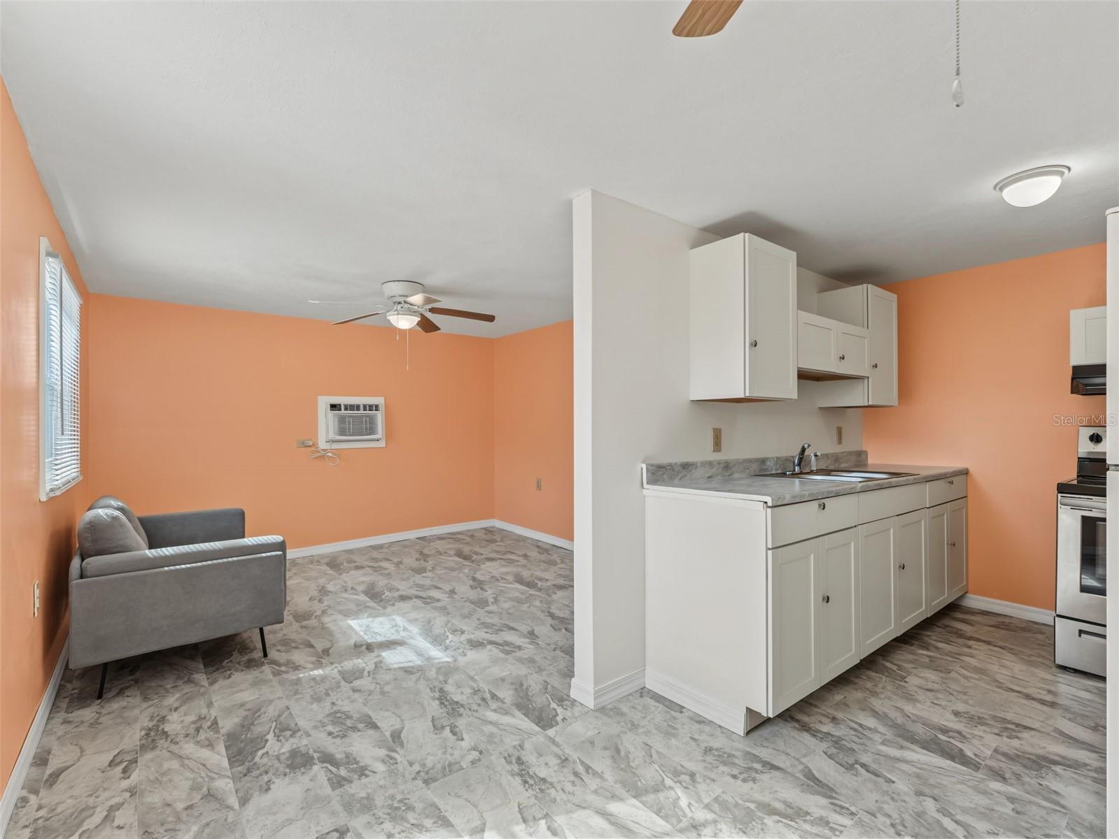 13231 LAUDERDALE ST — photo 49