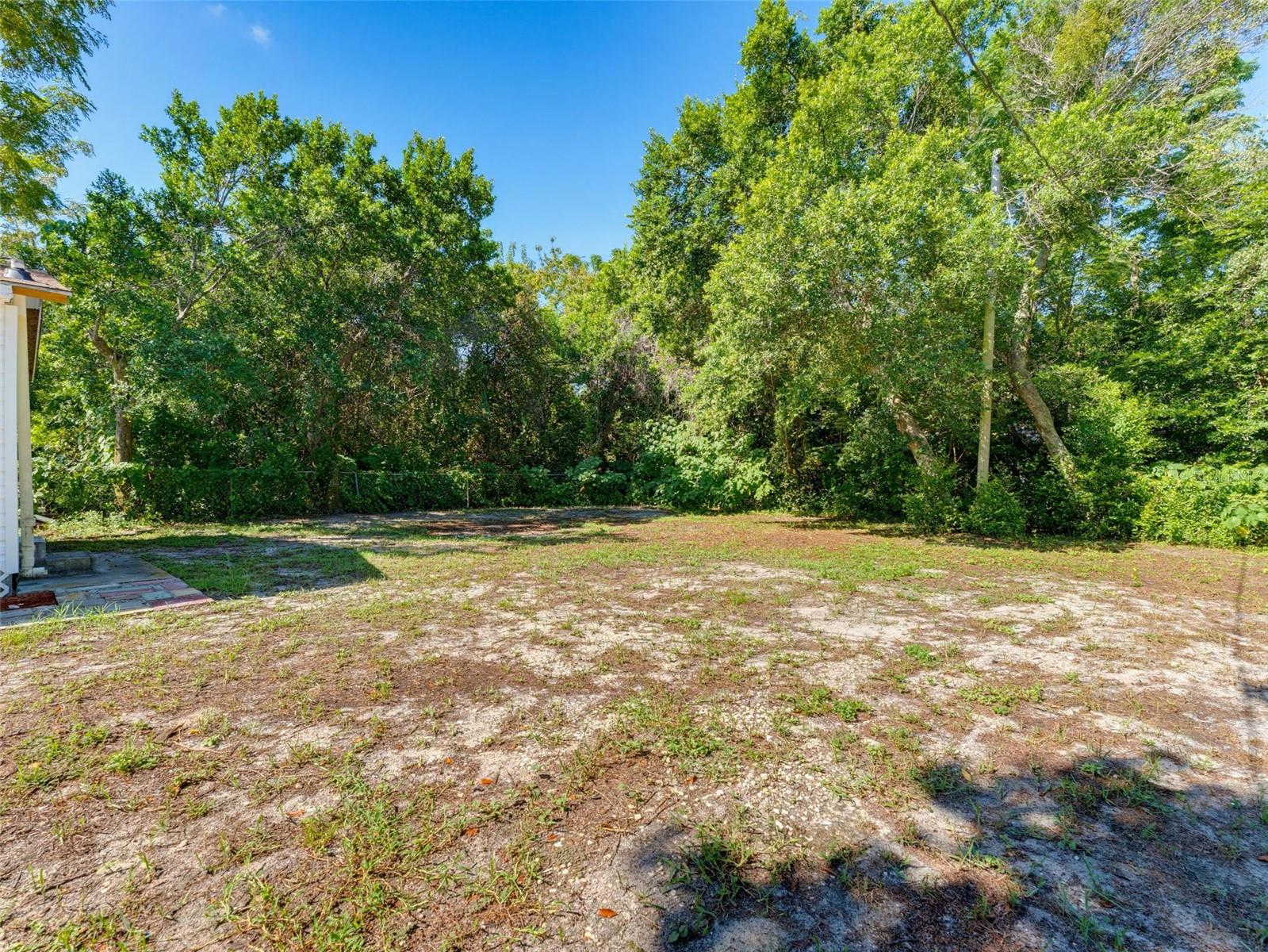 13231 LAUDERDALE ST — photo 62