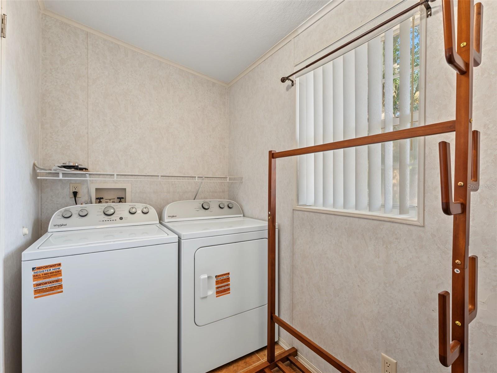 13231 LAUDERDALE ST — photo 21
