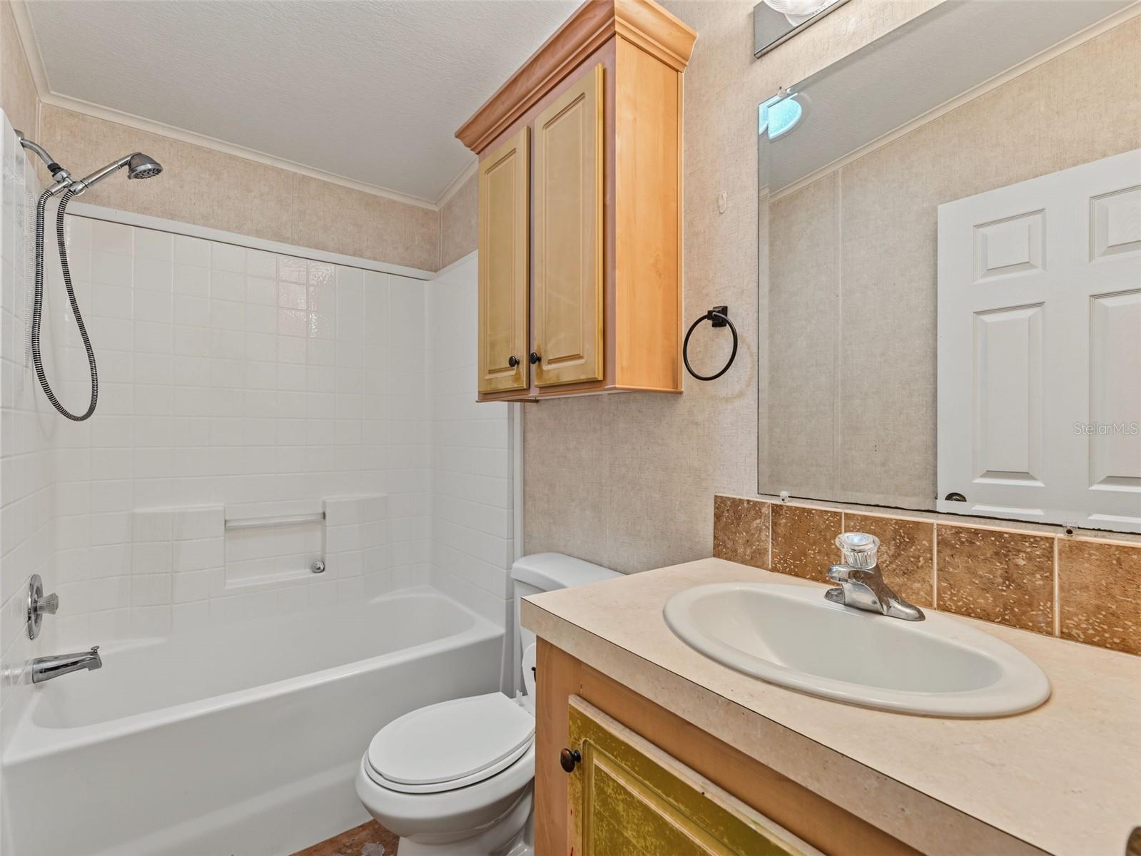 13231 LAUDERDALE ST — photo 41
