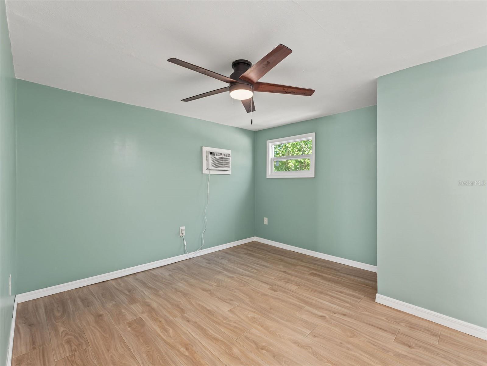 13231 LAUDERDALE ST — photo 53