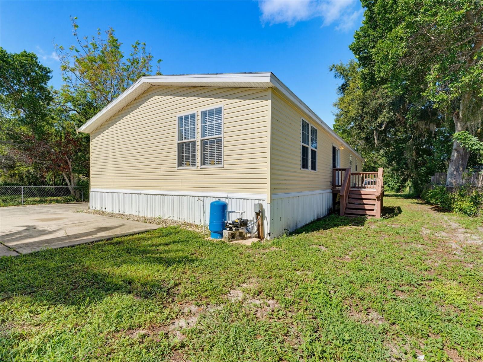 13231 LAUDERDALE ST — photo 60