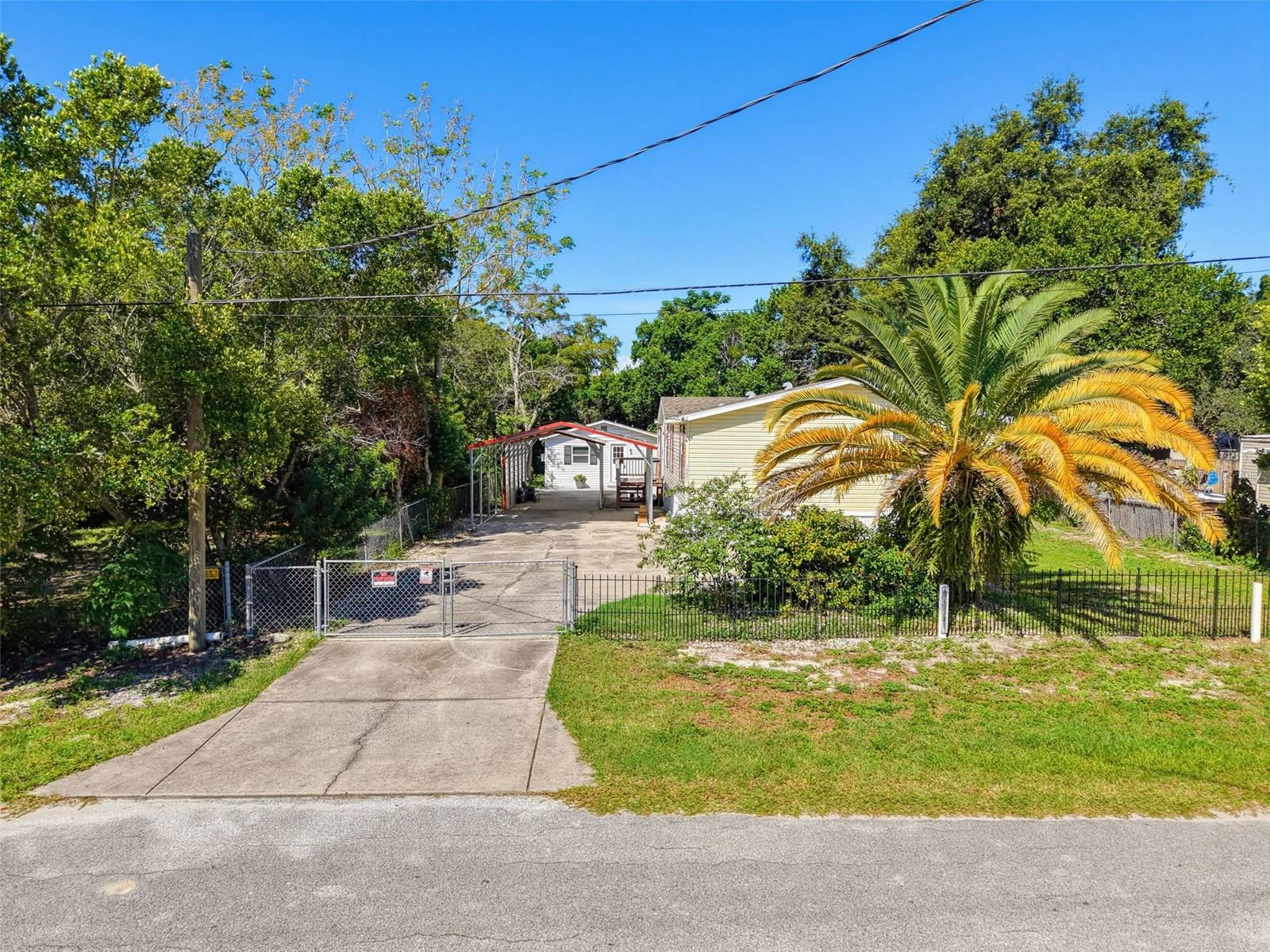 13231 LAUDERDALE ST — photo 2