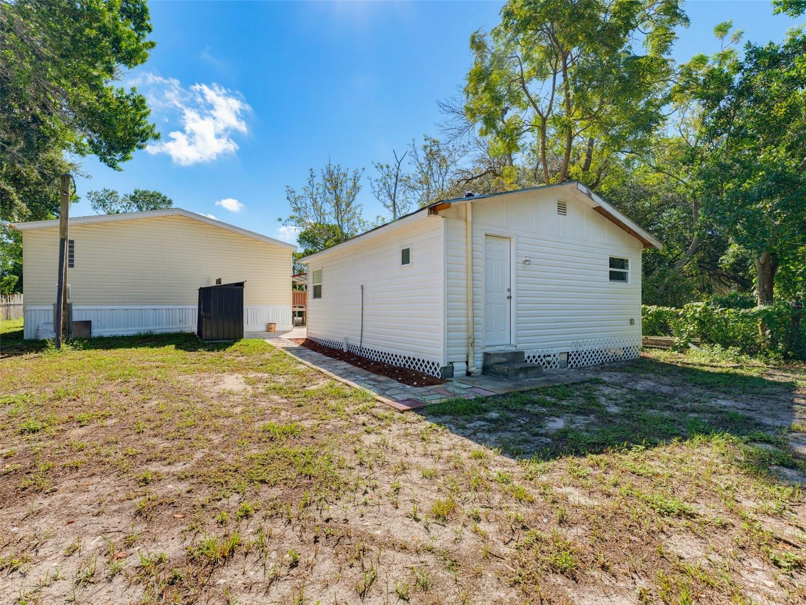 13231 LAUDERDALE ST — photo 63