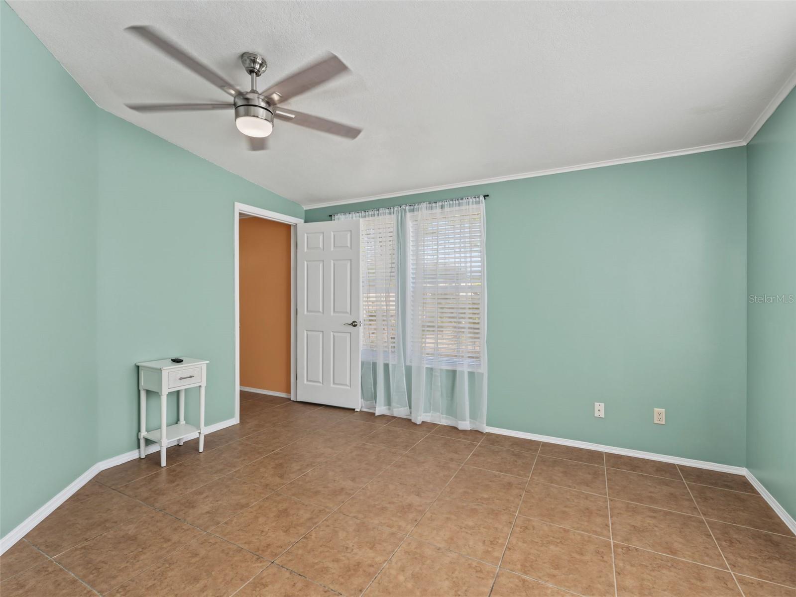 13231 LAUDERDALE ST — photo 33