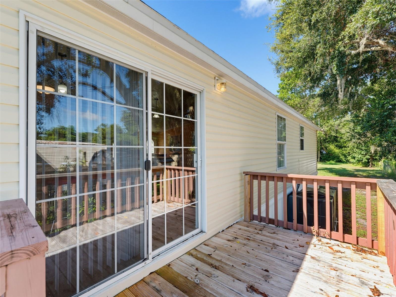 13231 LAUDERDALE ST — photo 59