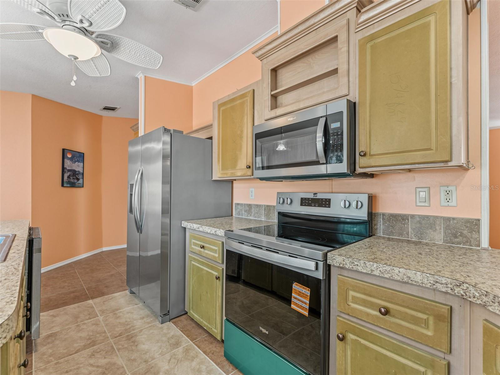 13231 LAUDERDALE ST — photo 25