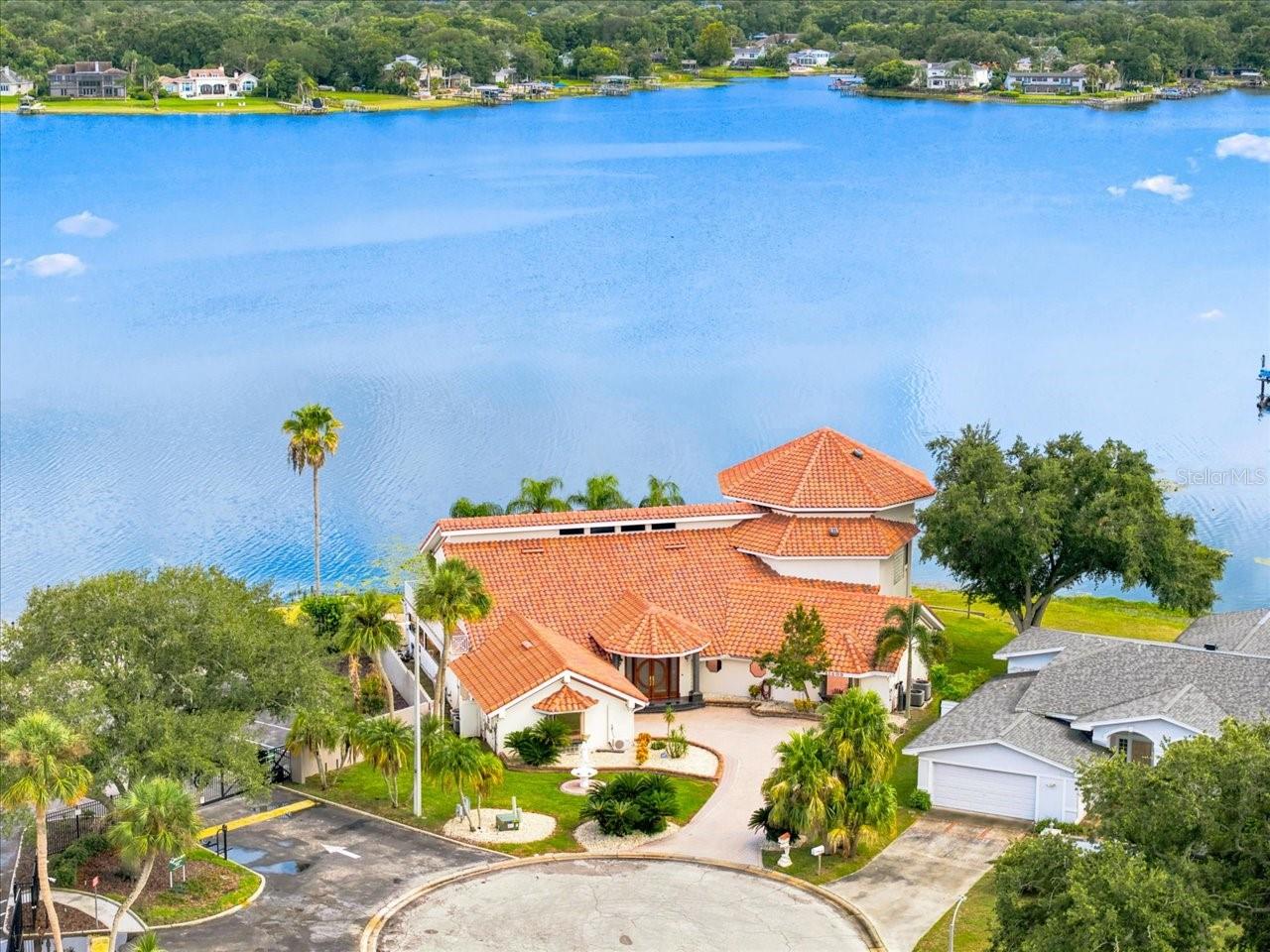 11609 CARROLLWOOD DR — photo 3
