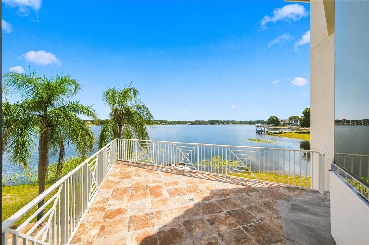 11609 CARROLLWOOD DR — photo 9