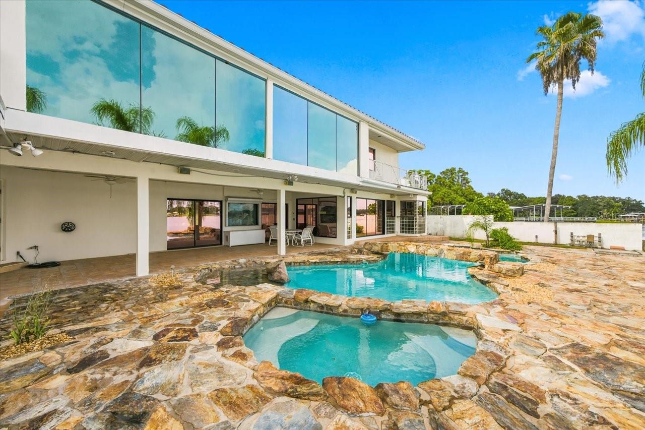 11609 CARROLLWOOD DR — photo 13