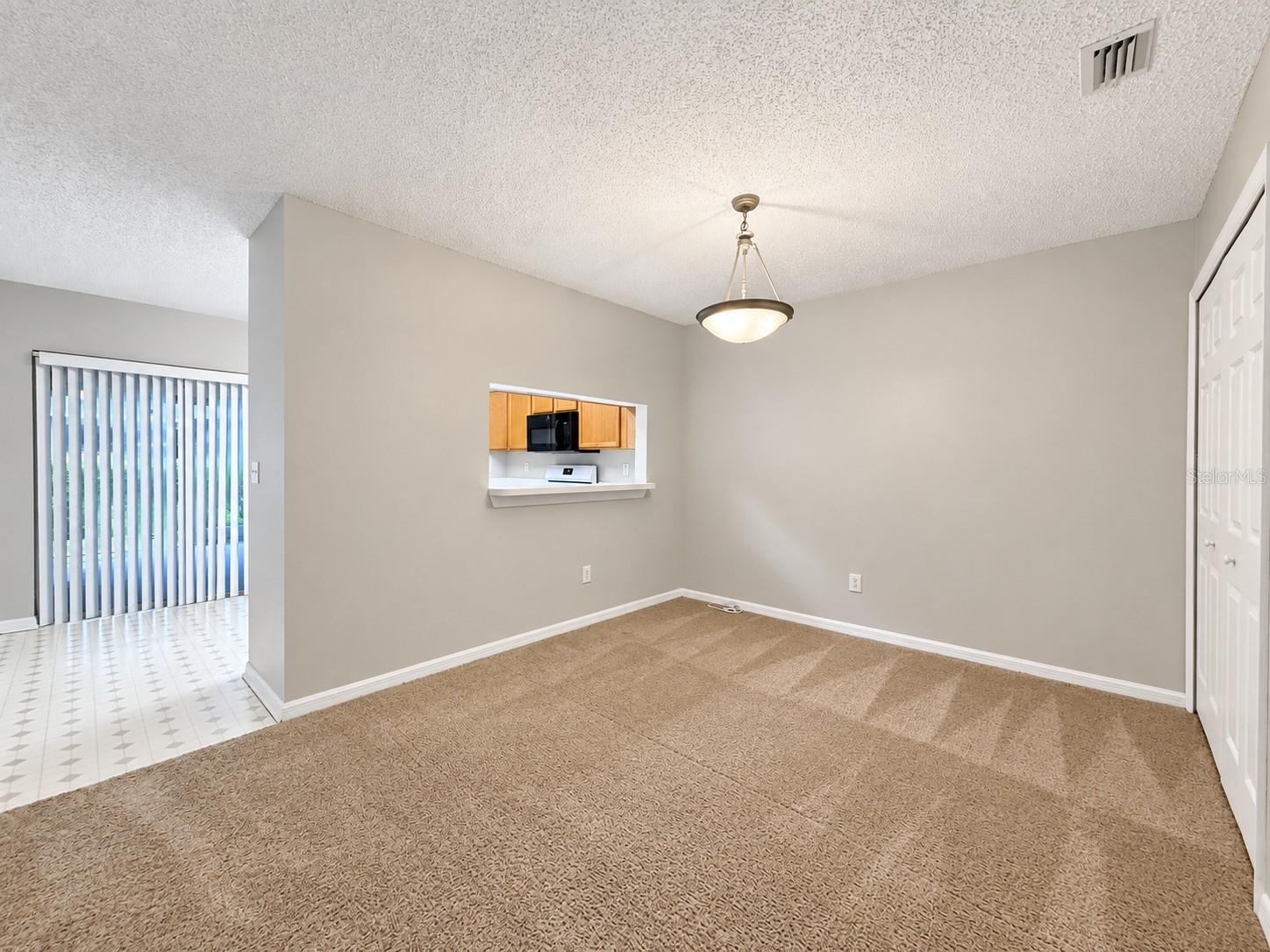 2260 FLUORSHIRE DR — photo 10