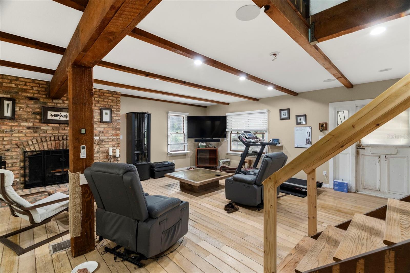 6890 COUNTY ROAD 95 — photo 17