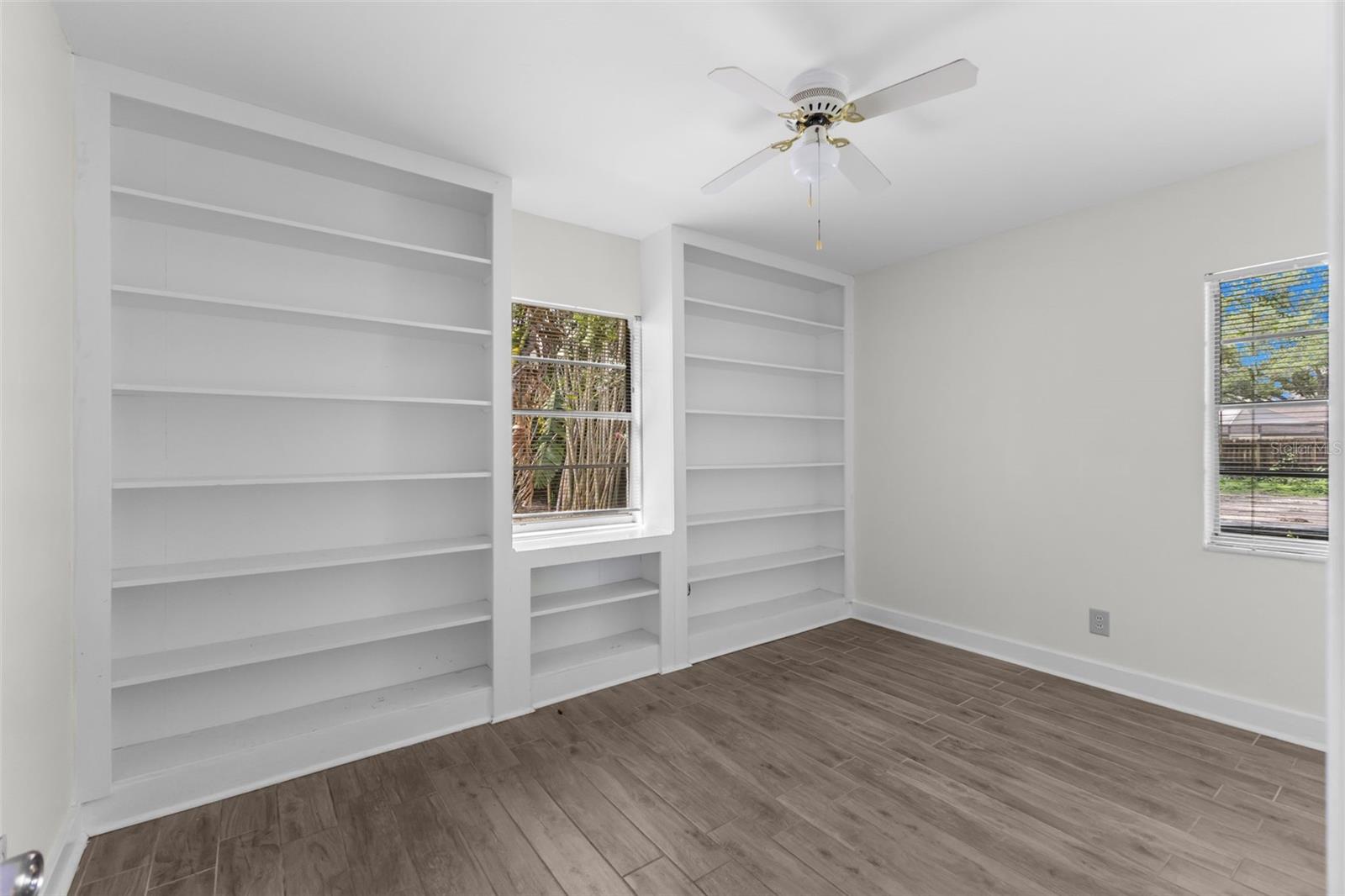 4010 W ANGELES ST — photo 23