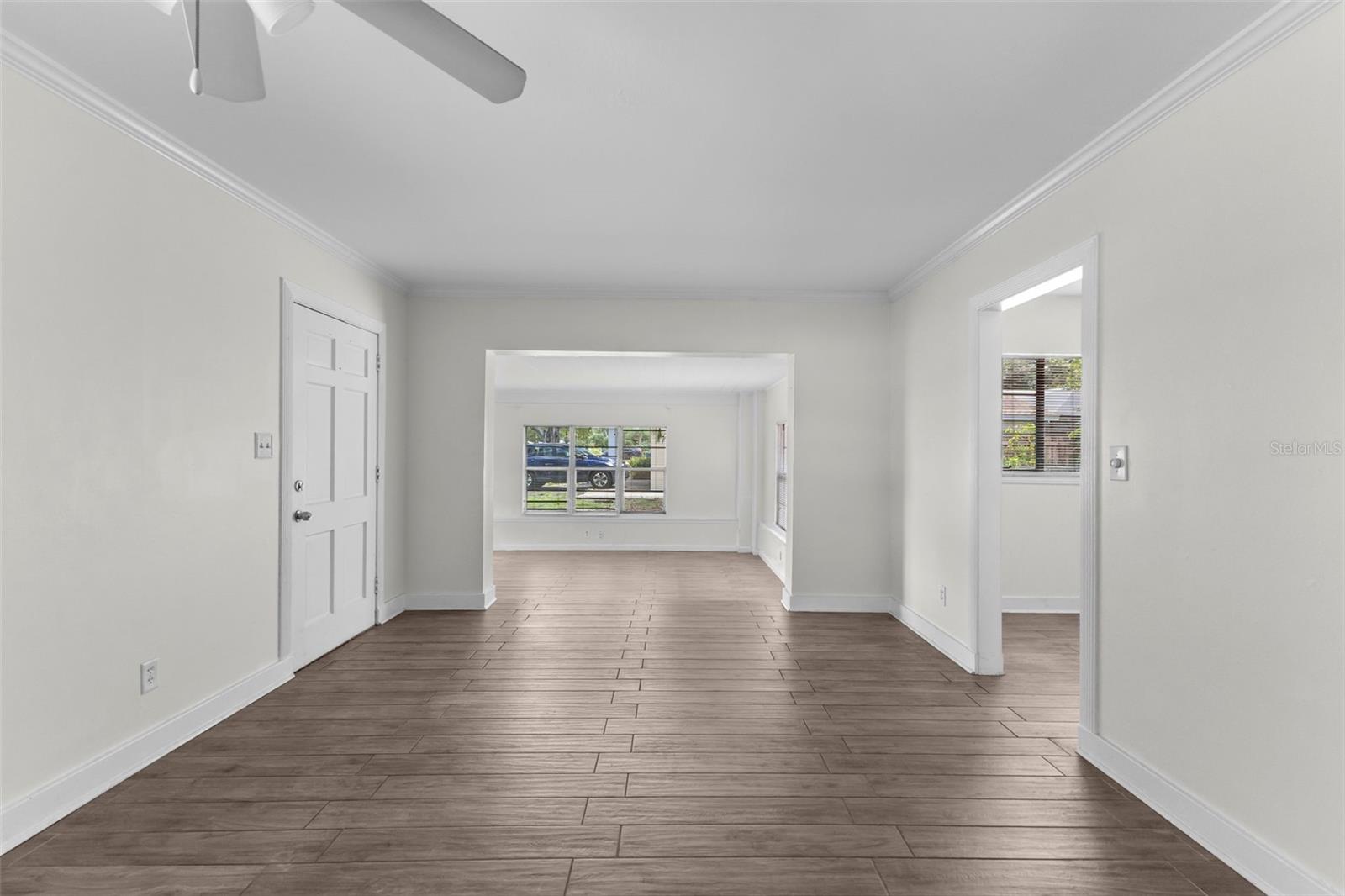 4010 W ANGELES ST — photo 4