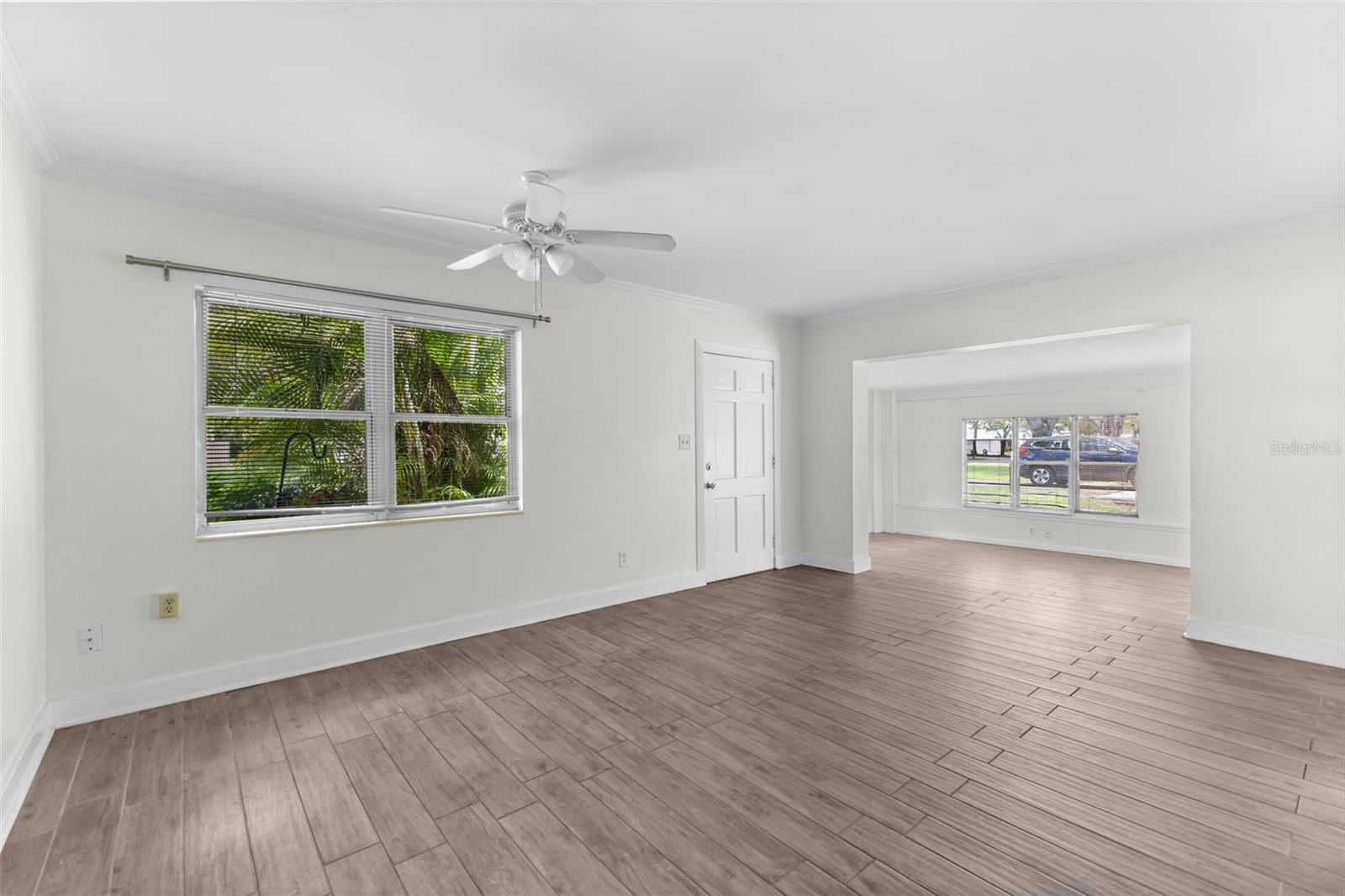 4010 W ANGELES ST — photo 3