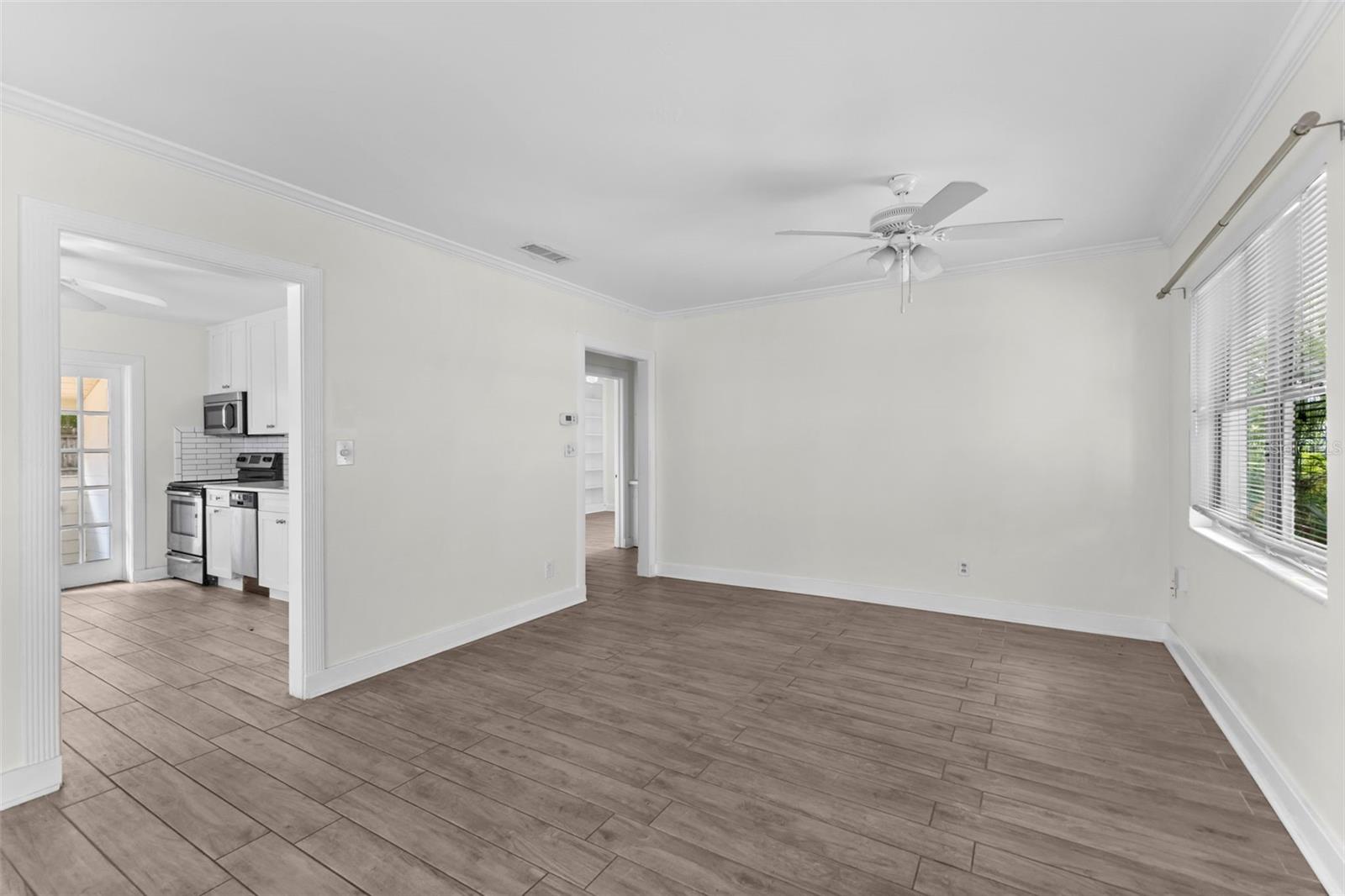 4010 W ANGELES ST — photo 5