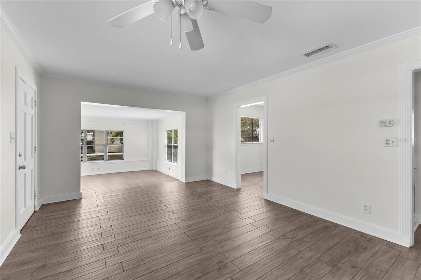 4010 W ANGELES ST — photo 6