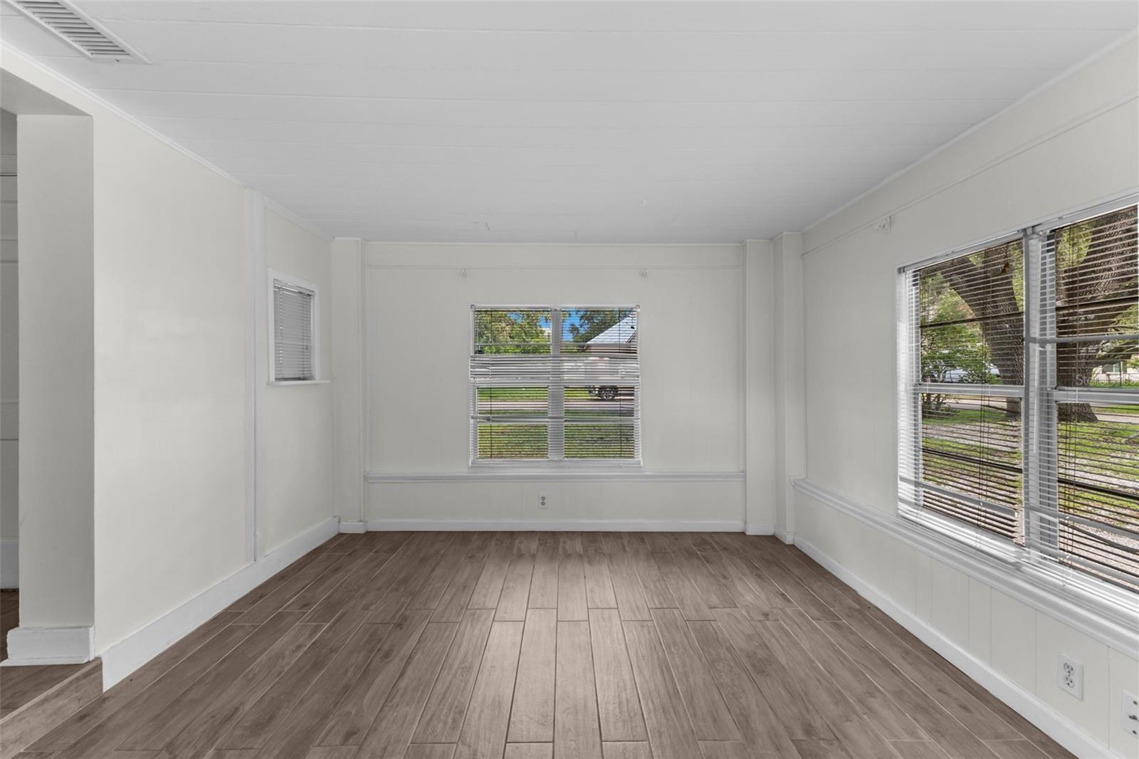 4010 W ANGELES ST — photo 12