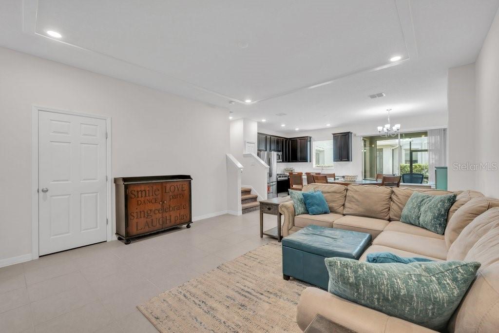 5730 SKYTOP DR — photo 4