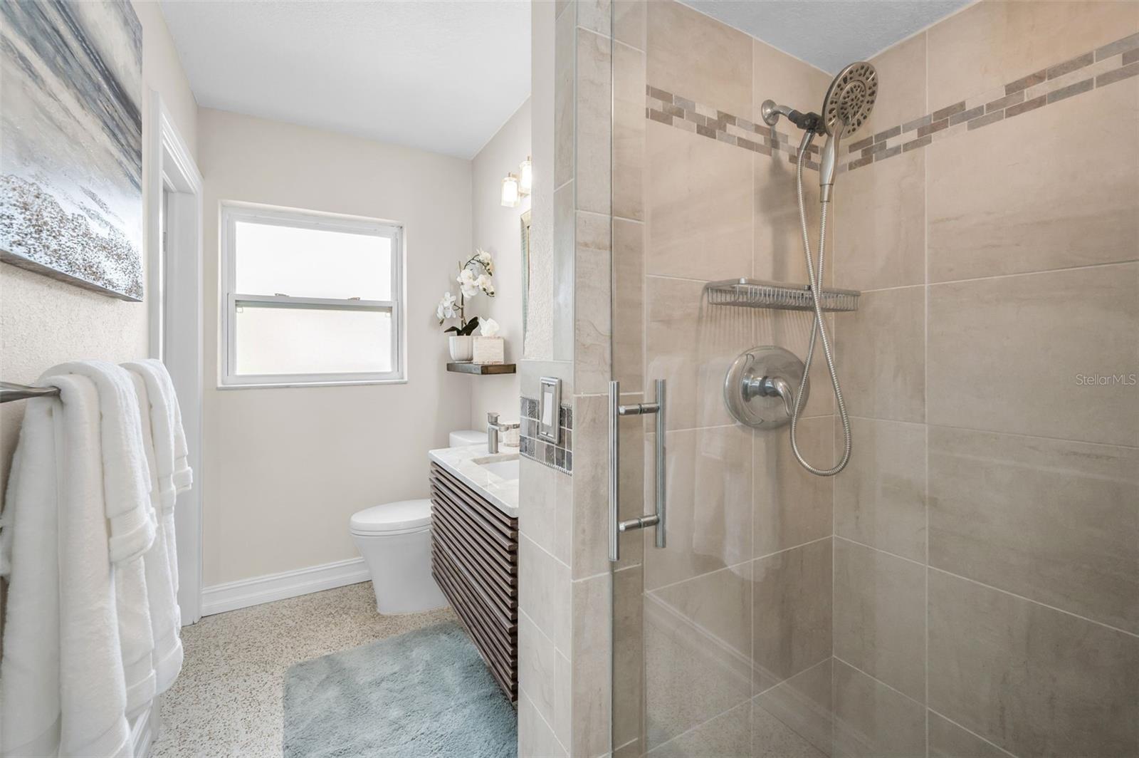 52 N PINE CIR — photo 38