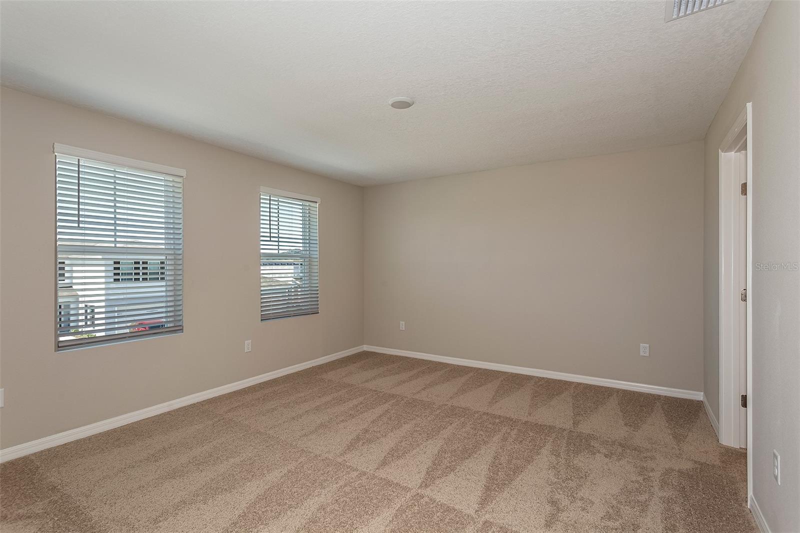 34594 SCENIC MEADOW DR — photo 4