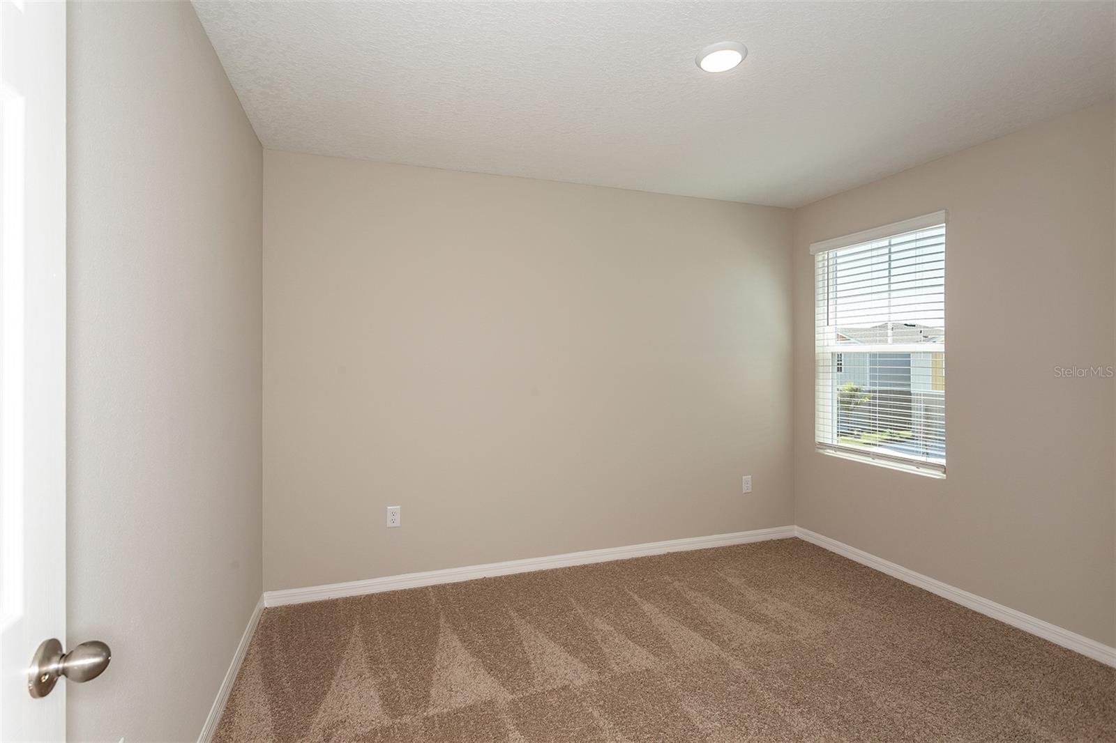 34594 SCENIC MEADOW DR — photo 16