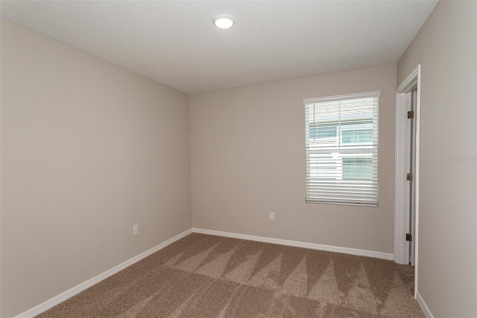 34594 SCENIC MEADOW DR — photo 18