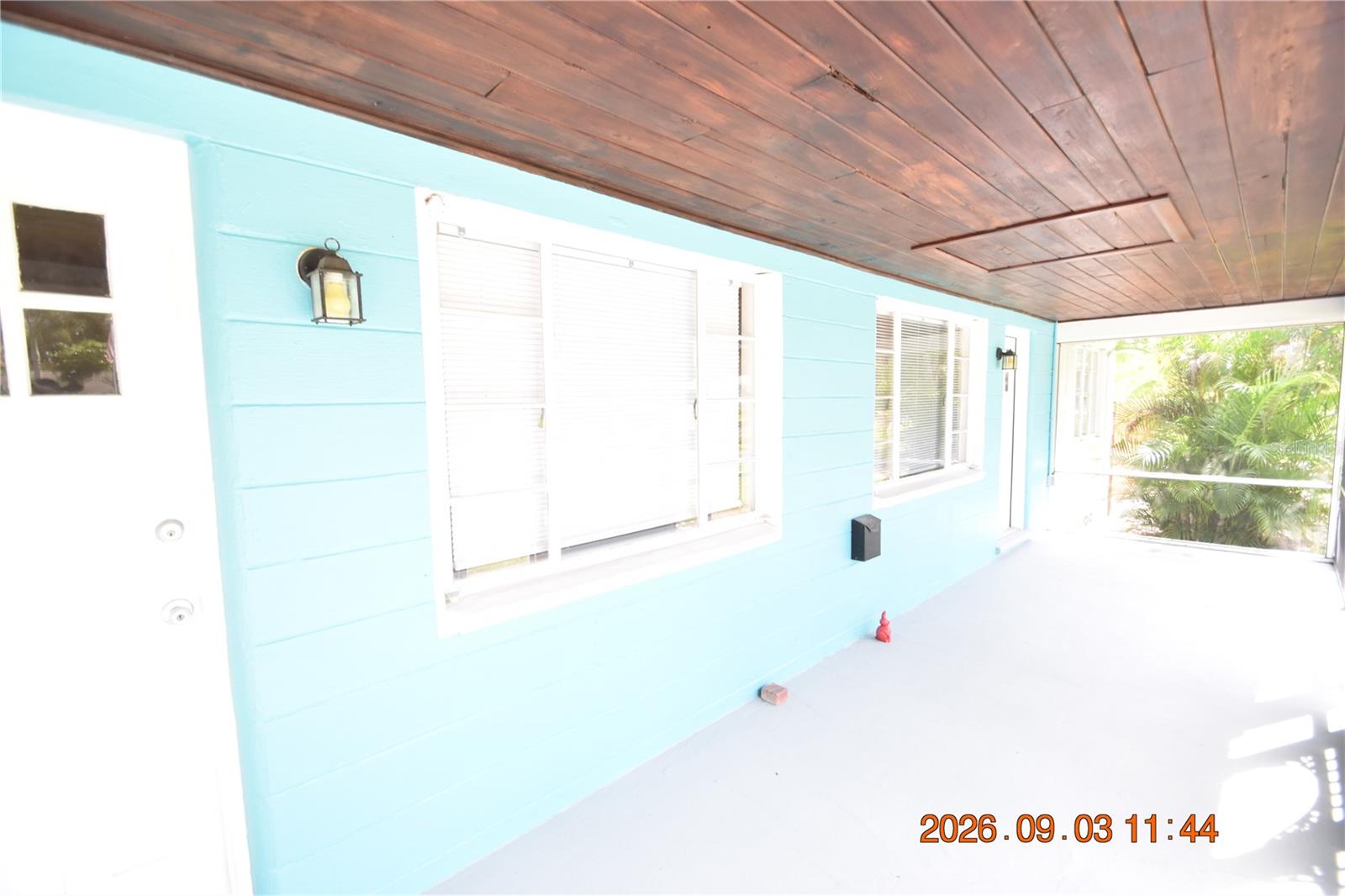 906 7TH AVE SW #Right — photo 3