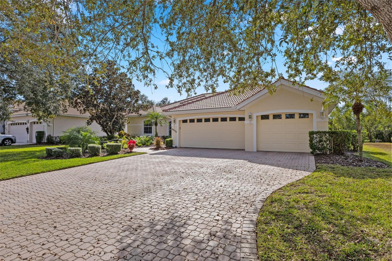 6840 COYOTE RIDGE CT — photo 36