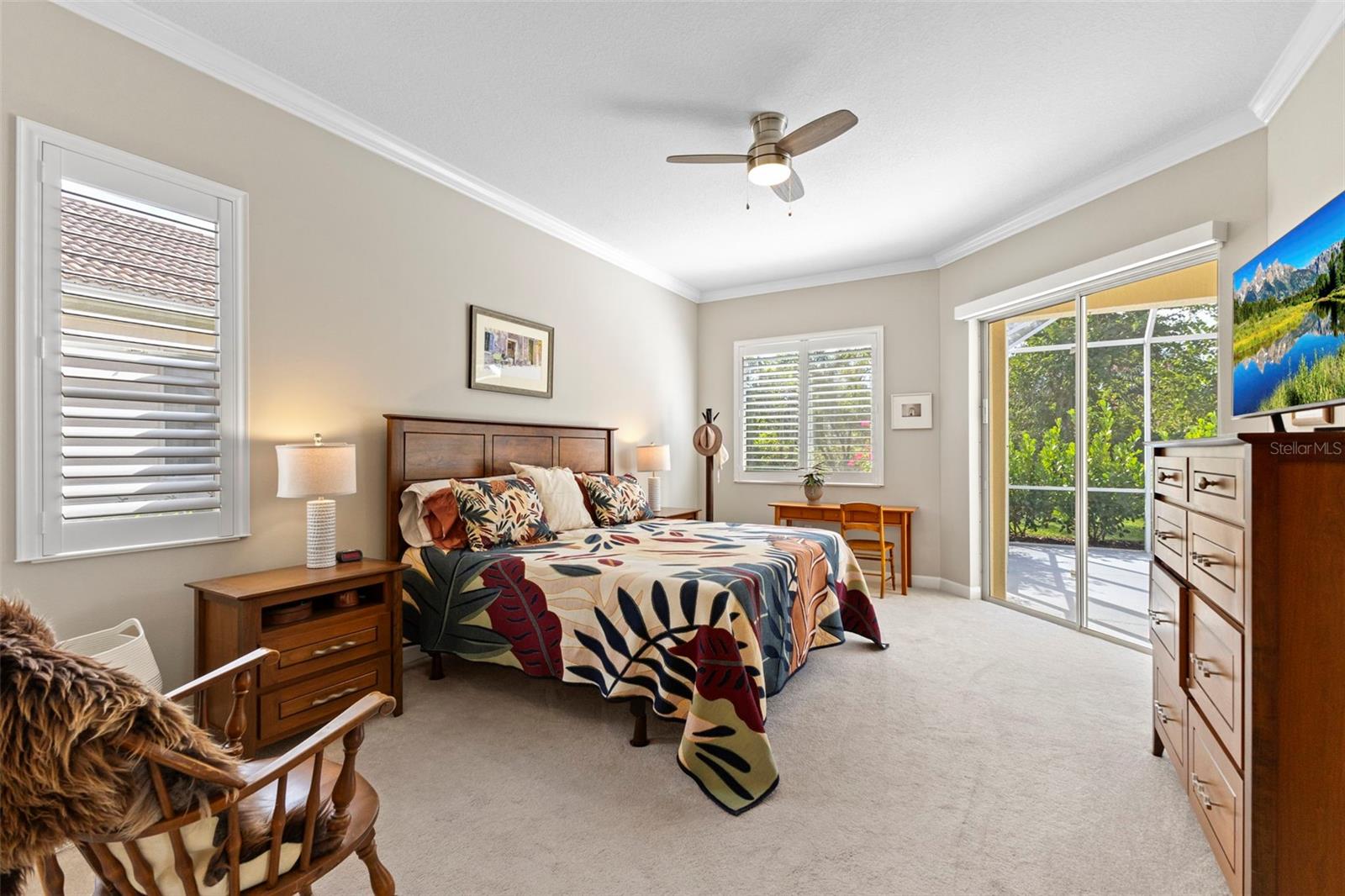 6840 COYOTE RIDGE CT — photo 8